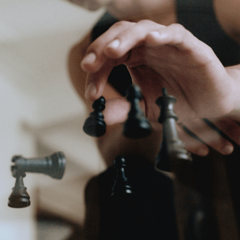 Chess pieces to symbolise strategic executive coaching for leadership and growth.